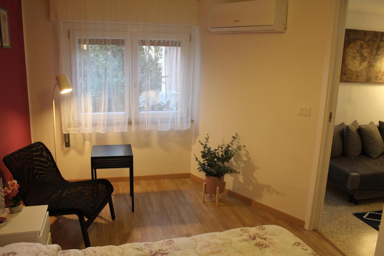 Suite113 In The Center With Beach Пескара Екстериор снимка
