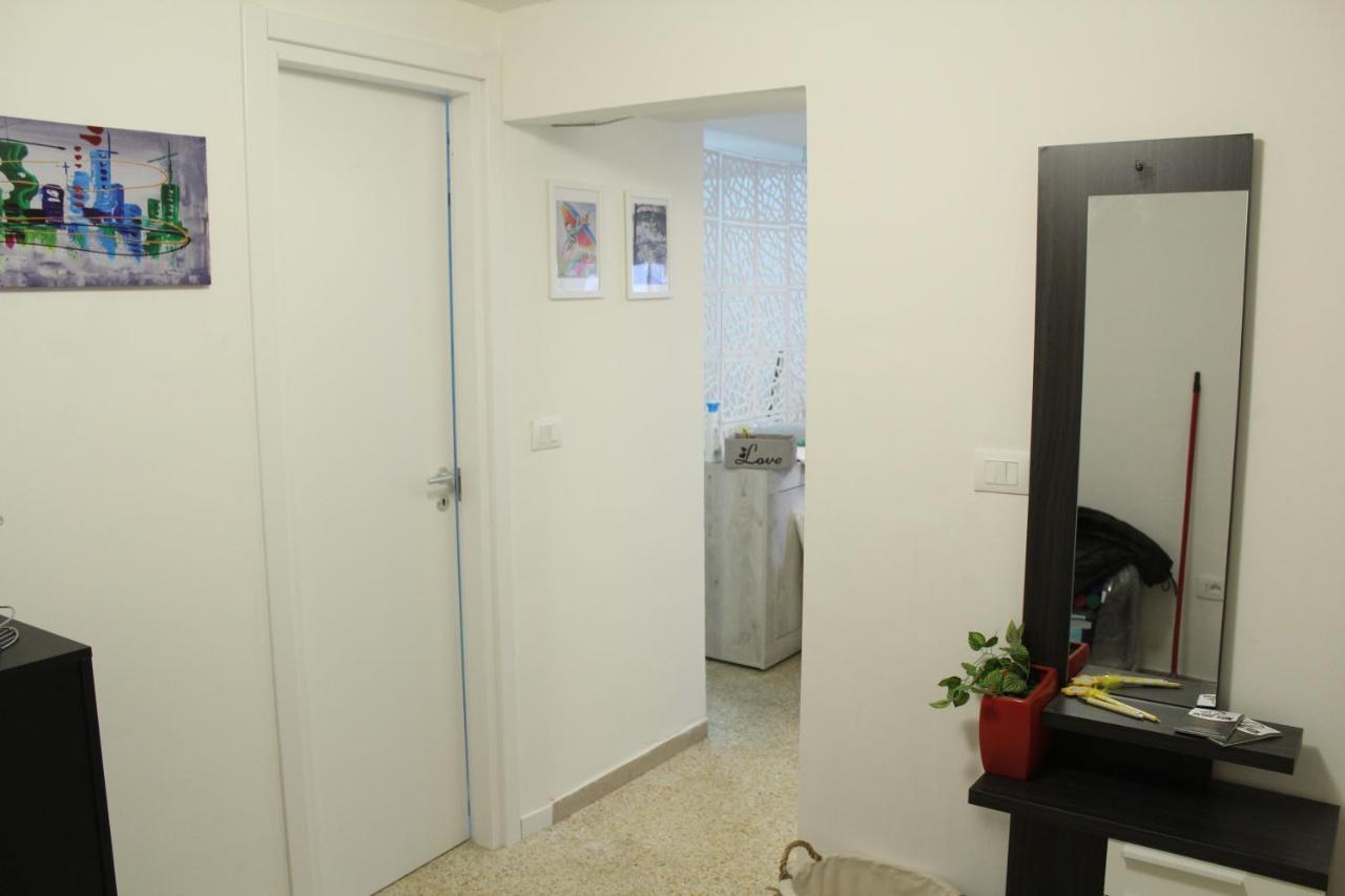 Suite113 In The Center With Beach Пескара Екстериор снимка